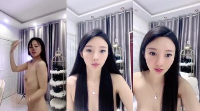 【山山】轰动平台，绿播下海颜值无敌，湖南美女终于肯脱了，给大哥们来一曲热舞，掰开小逼逼直怼镜头必看 (2)